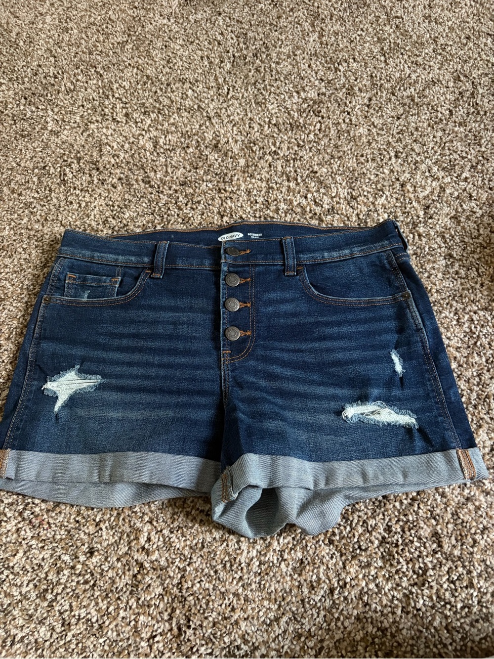 Old Navy mid rise button front denim boyfriend shorts size 10